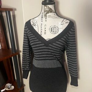 Smart Set Striped V-Neck Sweater Top - Dark Gray & Light Gray